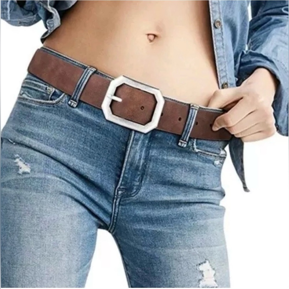NWT: Kamots Beauty Reversible Women’s Belt (L: 42”)